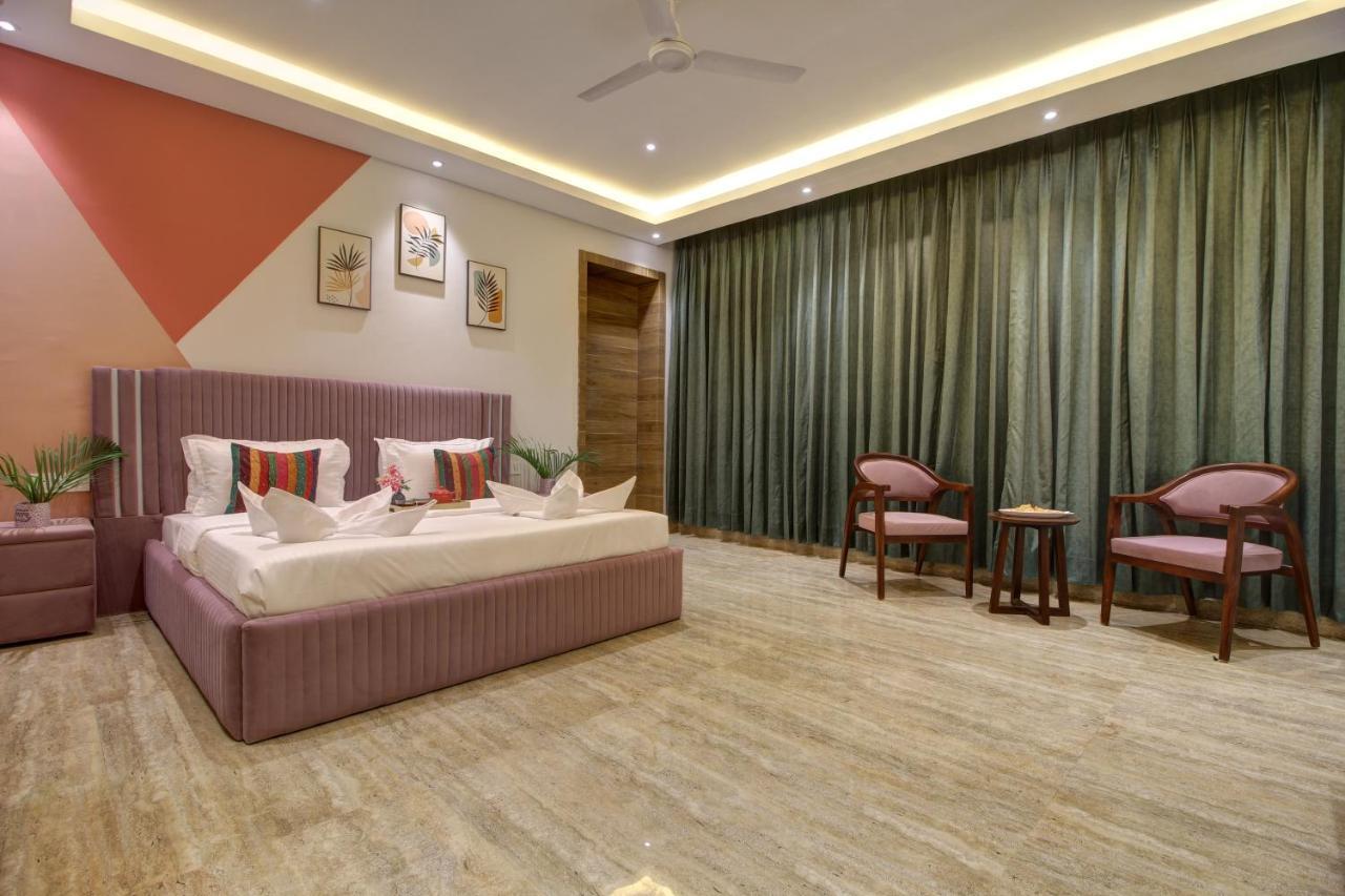 Euphoria Luxury Villa - 5Bhk - Private Pool - Jacuzzi, באג'ה מראה חיצוני תמונה