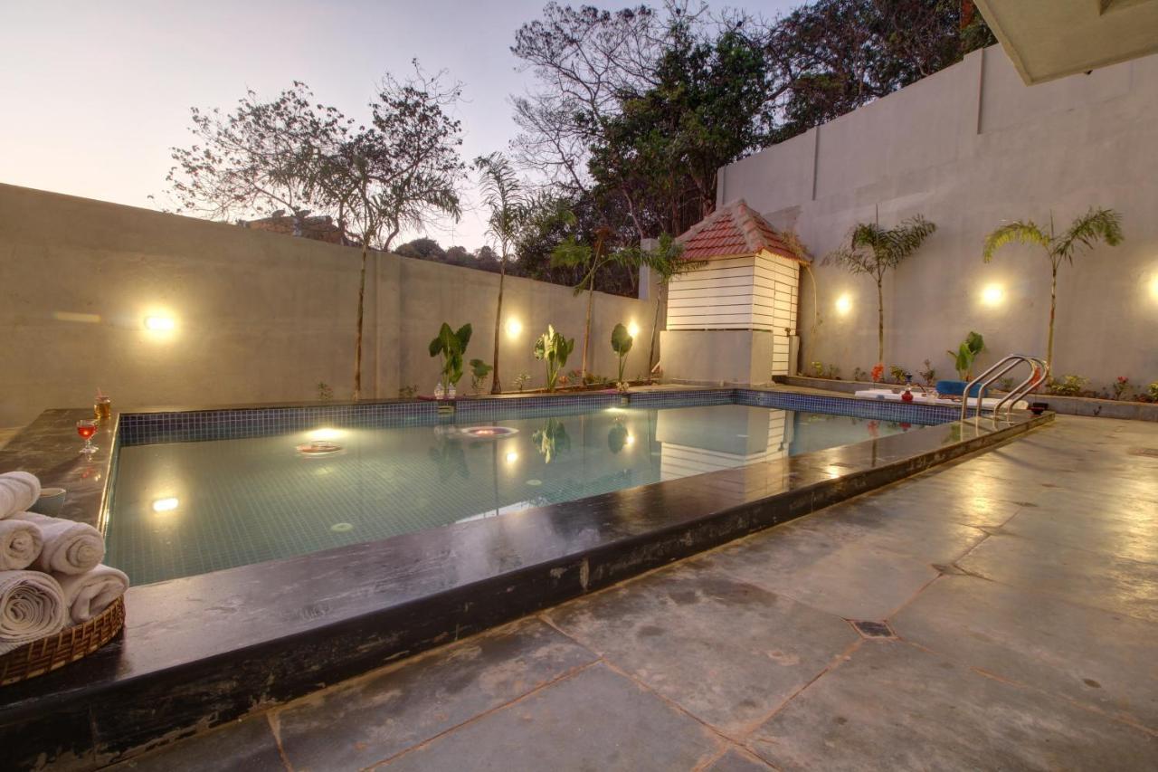 Euphoria Luxury Villa - 5Bhk - Private Pool - Jacuzzi, באג'ה מראה חיצוני תמונה