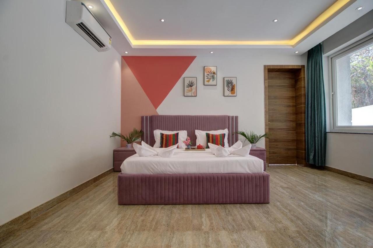 Euphoria Luxury Villa - 5Bhk - Private Pool - Jacuzzi, באג'ה מראה חיצוני תמונה