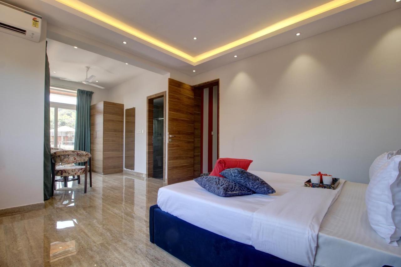 Euphoria Luxury Villa - 5Bhk - Private Pool - Jacuzzi, באג'ה מראה חיצוני תמונה